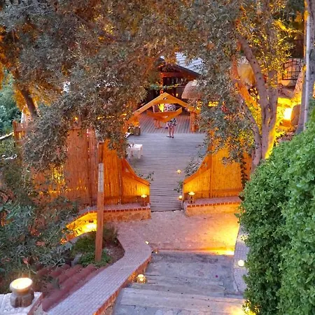 Kabak Dome Suites Hotel